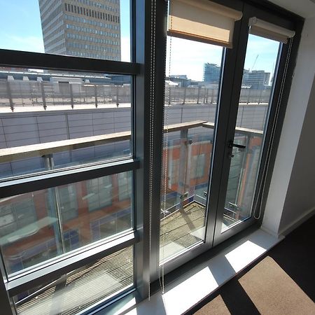 Atana Apartments Manchester Bagian luar foto