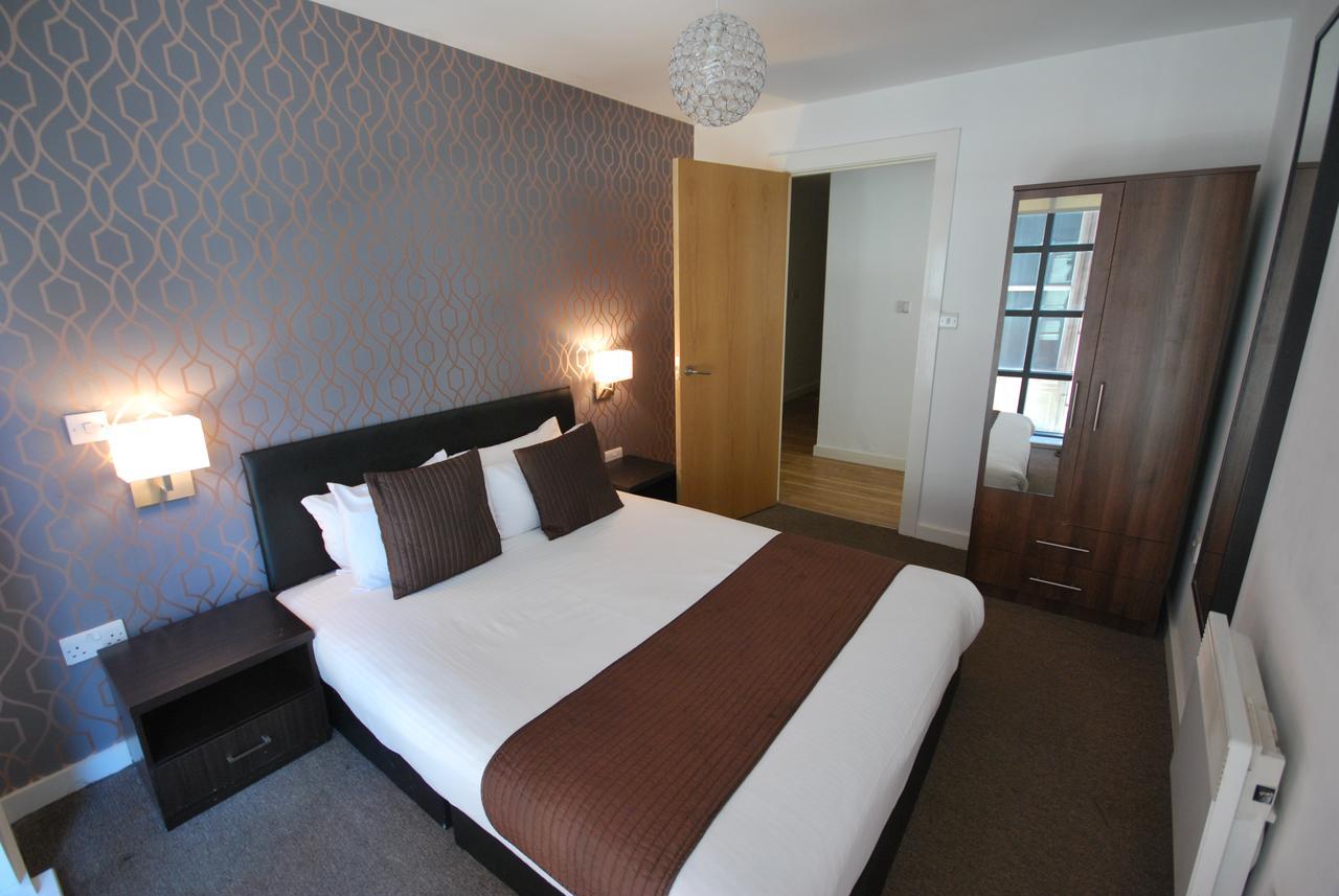 Atana Apartments Manchester Bagian luar foto